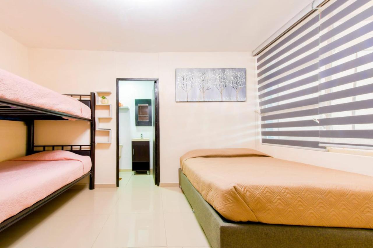 Hostal Vitta Гвадалахара Экстерьер фото