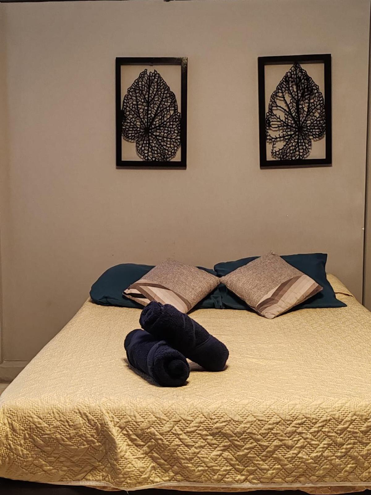 Hostal Vitta Гвадалахара Экстерьер фото